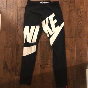 Nike leggings